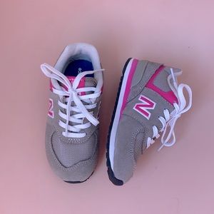 New Balance 574 sneakers